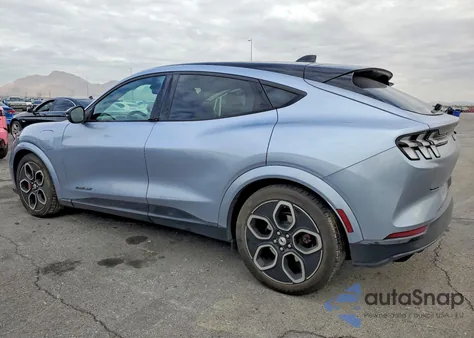 2022 Ford Mustang Mach-E Gt z USA, uszkodzony, nr VIN 3FMTK4SE5NMA20266